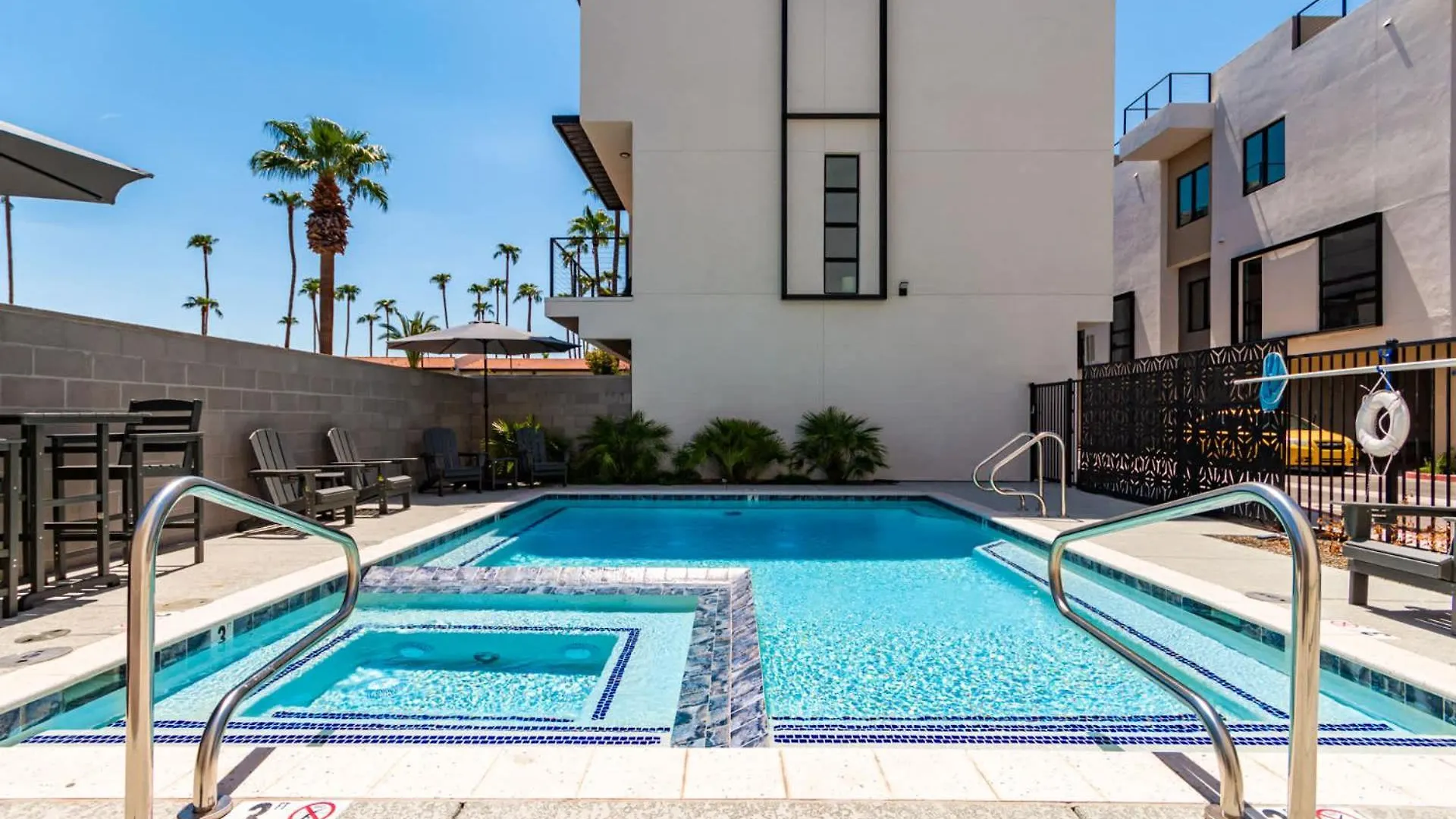 Papago Lux Townhouse With Rooftop Lounge Scottsdale