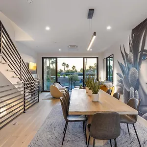 Perfect Friends Escape In Old Town With Pool Access And Roof Deck! Villa